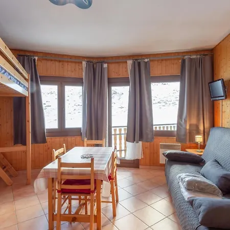 Tetras Pedrous Apartment